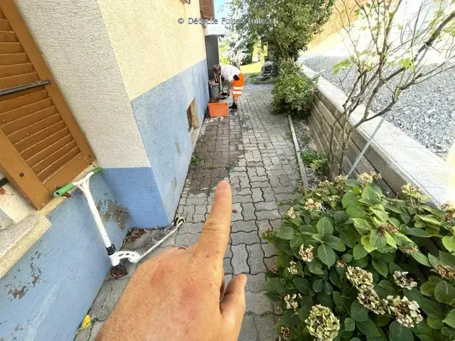 Repérage d’une conduite à l’extérieur d’un bâtiment